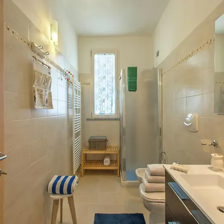 Spacious With Pool Vila Tavullia