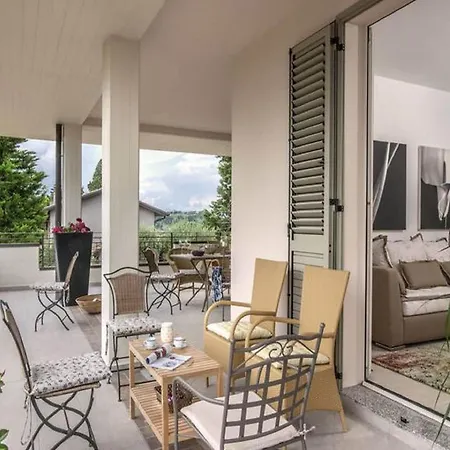 Spacious With Pool *