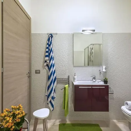 Spacious With Pool * Tavullia