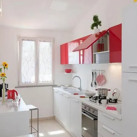 Spacious With Pool 别墅