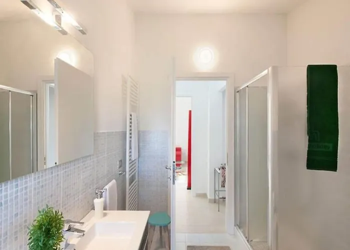 Villa Spacious With Pool Tavullia