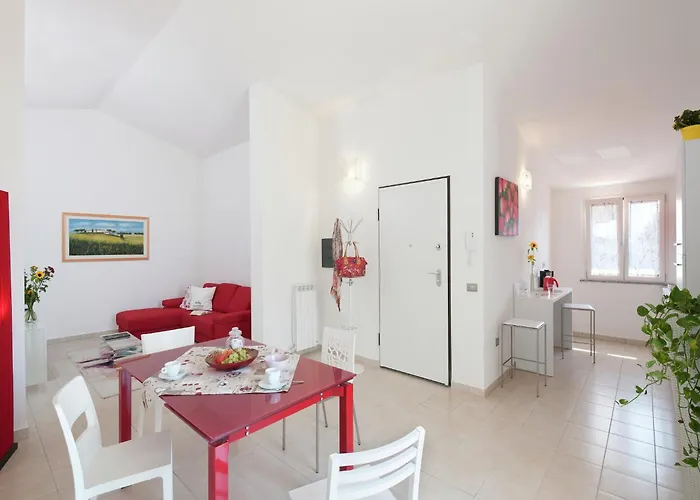 Spacious With Pool * Tavullia