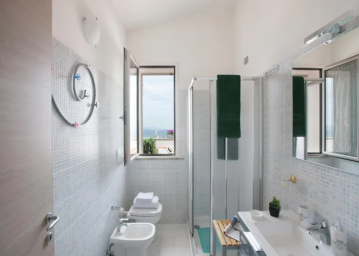 Villa Spacious With Pool *